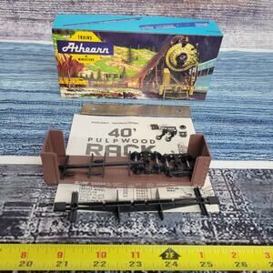 Vintage Athearn H.O scale L&N pulpwood car kit brown/ white